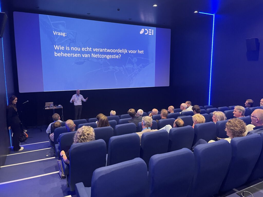 Bart Broekhoven tijdens de DMI-Dag, waar hij over de DMI Energiescan Blauwdruk vertelde.